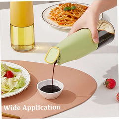 Oil Dispenser Bottle 500ml/17oz Auto Flip Oil Bottle Leakproof Oil Dispenser with Silicone Spout Detachable Washable Filling Soy Sauce Oil Dispenser,Green Home Decoration