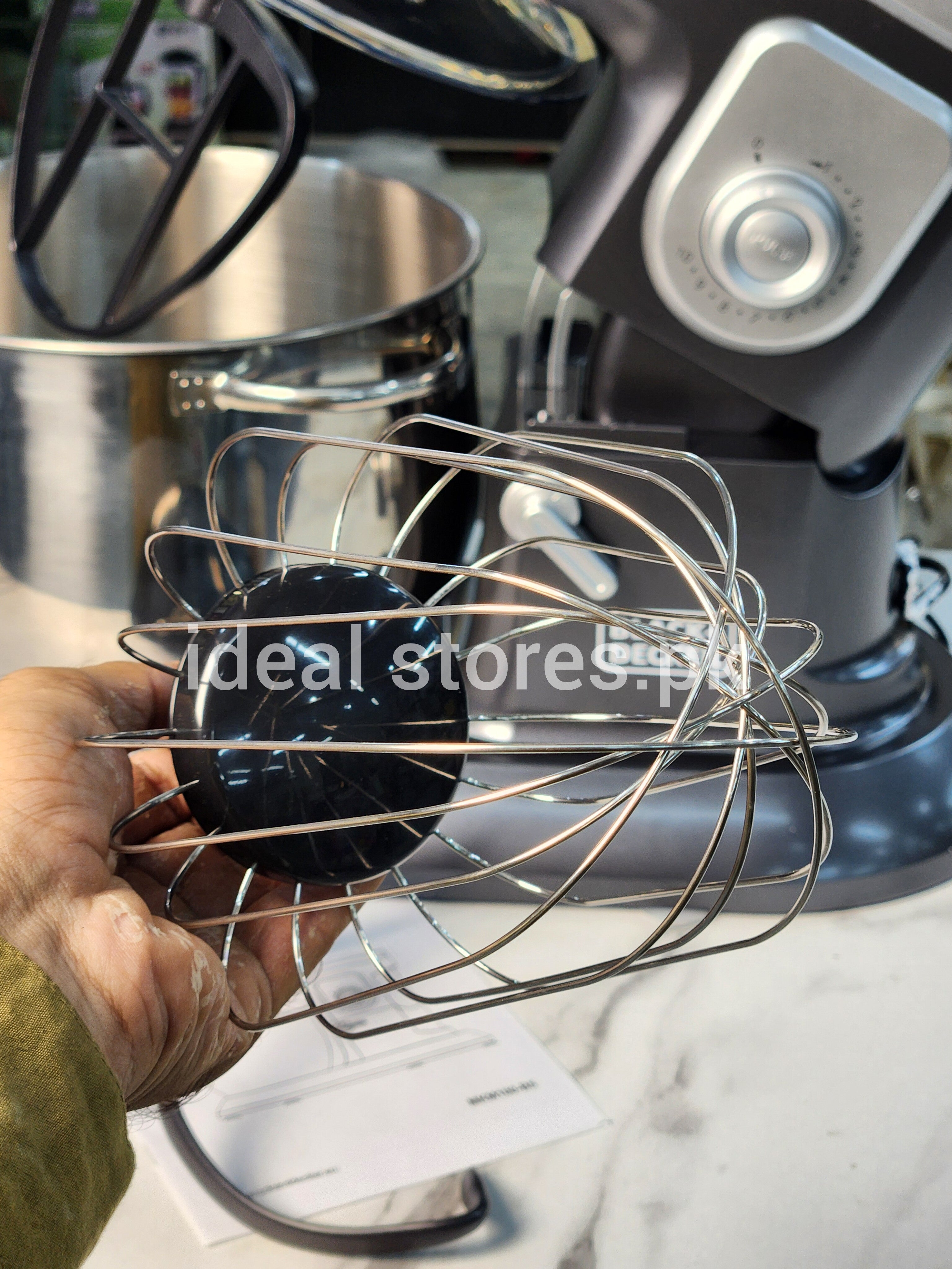Black+Decker Stand Mixer with Stainless Steel Bowl – Multi-Speed Electric Kitchen Mixer